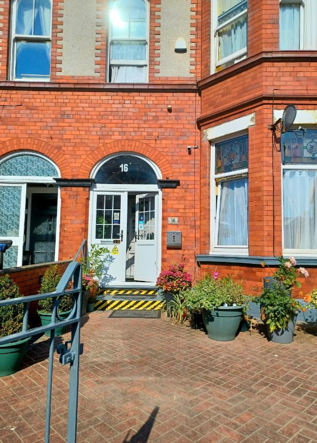 Gabriel Guesthouse Rhyl Exterior foto
